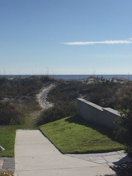 Just moments from beach!