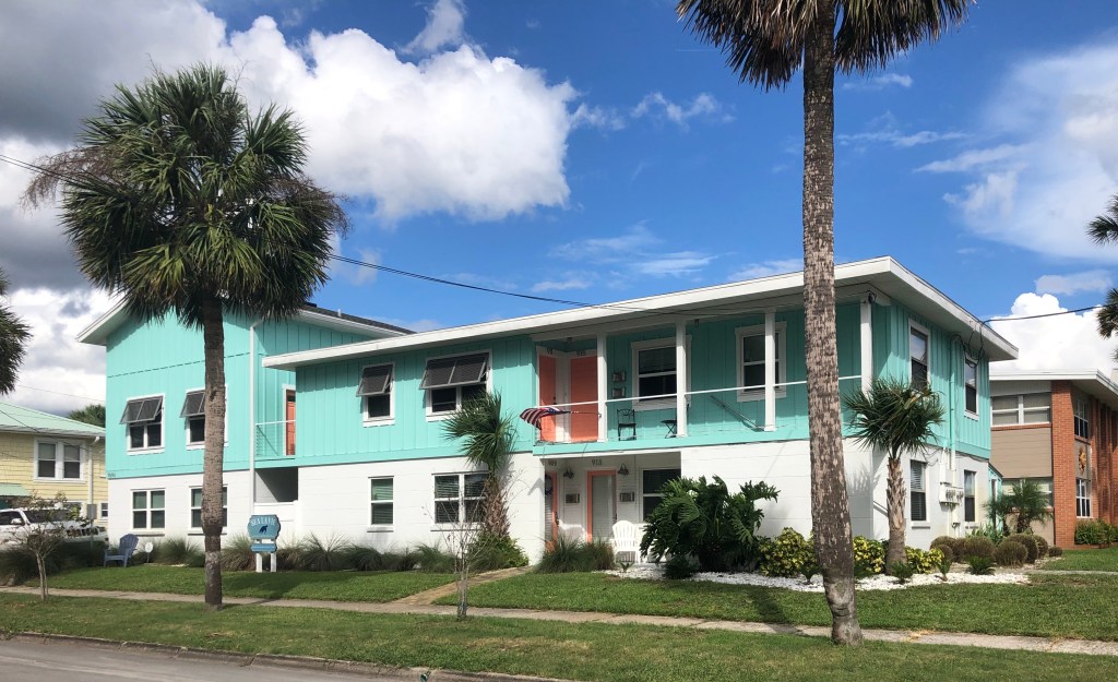 Sea La Vie Apartments